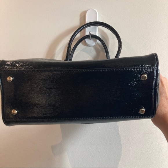 KATE SPADE  Patent Leather Polka Dot Lining BackPocket Handbag Purse Satchel - Picture 6 of 14